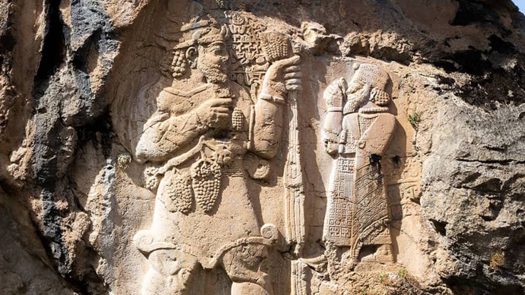 Meğer Konya Hititlerin de buğday ambarıymış! Bolluk dualarını Konya'da taşa kazımışlar 3